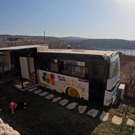 The Bus Apartment Majdal Shams Exterior photo